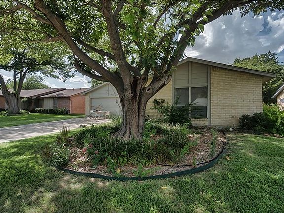 3rd image of 626 Michael Dr