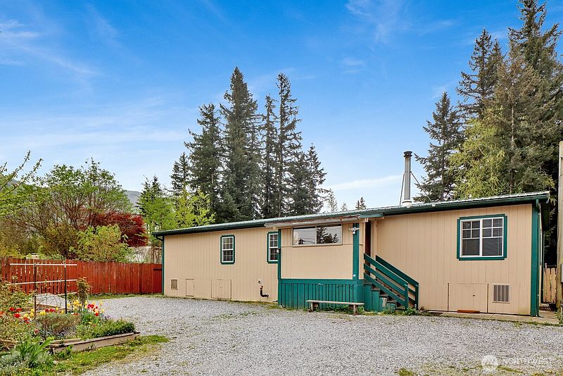 2nd image of 6245 Laurel Place