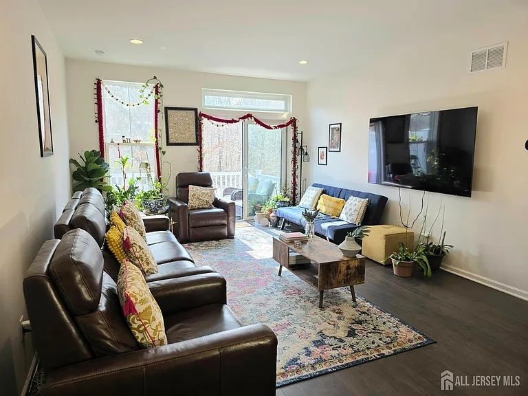27 Wisteria Ct — Photo 13