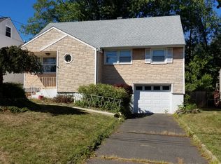 37 Wall St, Metuchen, NJ 08840