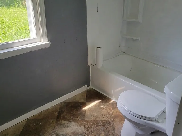 4316 Wilshire Ave — Photo 10