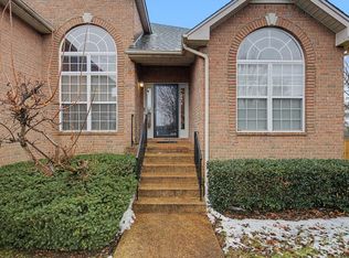 6744 Sugar Hill Dr, Nashville, TN 37211