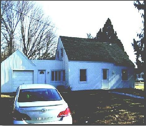 1st image of 27 Floral Ln