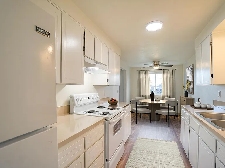 Westwood Apartments ** On-site Laundry Facilities, Off-Street Parking & Private Patio or Balcony — Photo 7