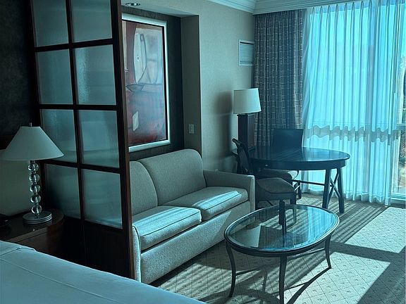 5th image of 125 E Harmon Ave #1719