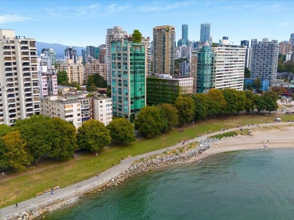 1949 Beach Ave #405, Vancouver, BC V6G 1Z2