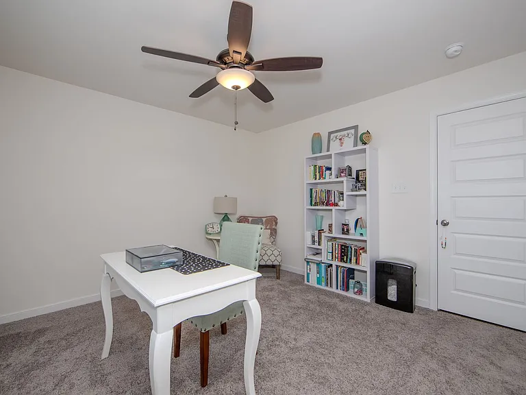 11913 James Overlook Ct — Photo 35
