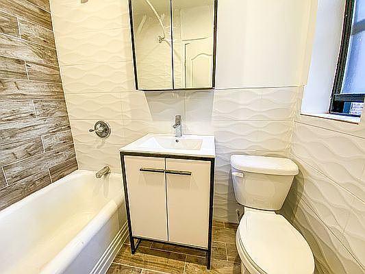 3rd image of 1150 Grand Concourse APT 5N