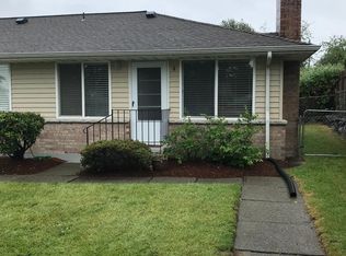 145 S 107th St #4, Seattle, WA 98168