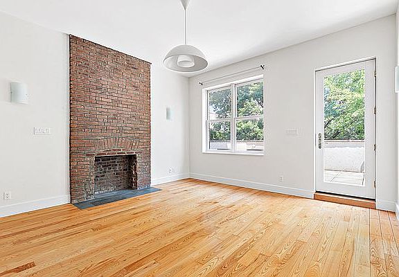 3rd image of 679 Saint Marks Ave APT 2