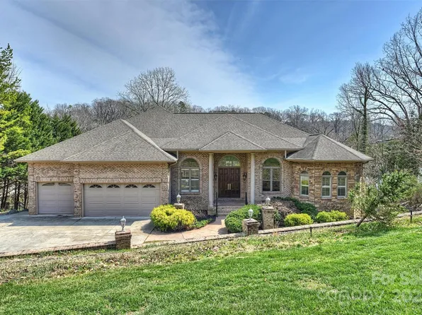 8720 Island Point Rd, Charlotte, NC 28278