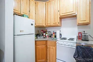 Rented by City Connections Realty