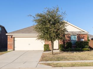 424 Paddock Ln, Celina, TX 75009
