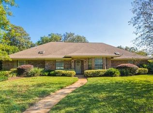 2820 Wood Valley Ct, Jacksonville, FL 32217