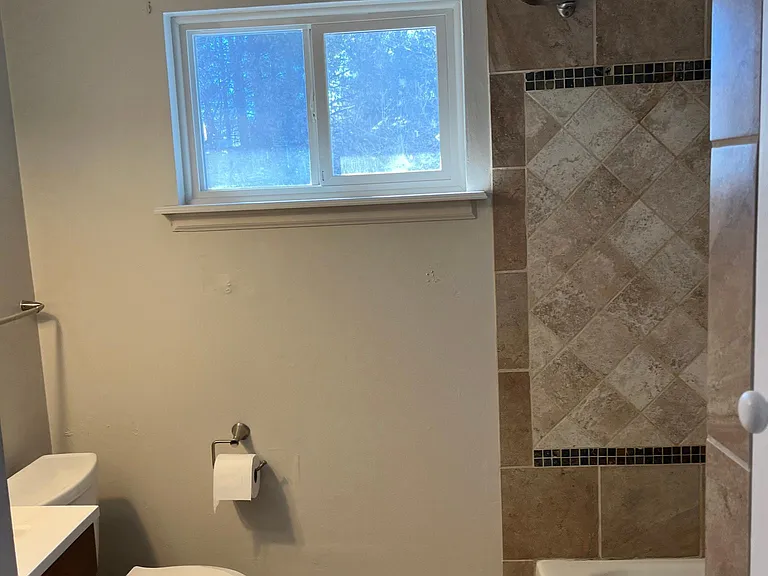 Main bathroom