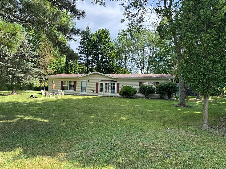 1st image of 270 Kathy Dr