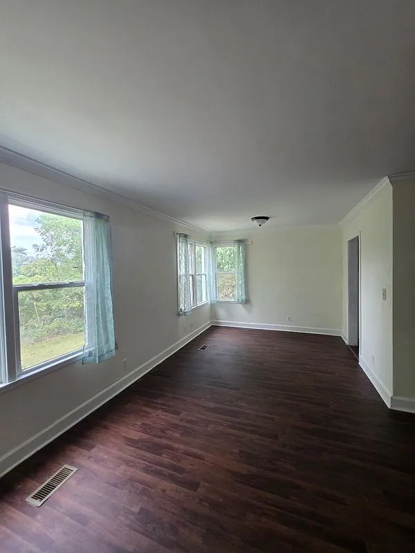 4 bed, 2.0 bath, 1690 sqft, $1,650 — Photo 4