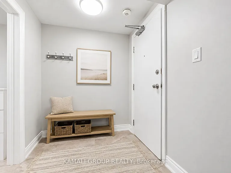 580 Capilano Cres #BASEMENT — Photo 11