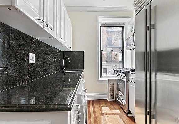 3rd image of 73 W 82nd St #2G