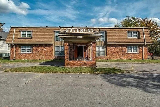 1st image of 547 N Water Ave