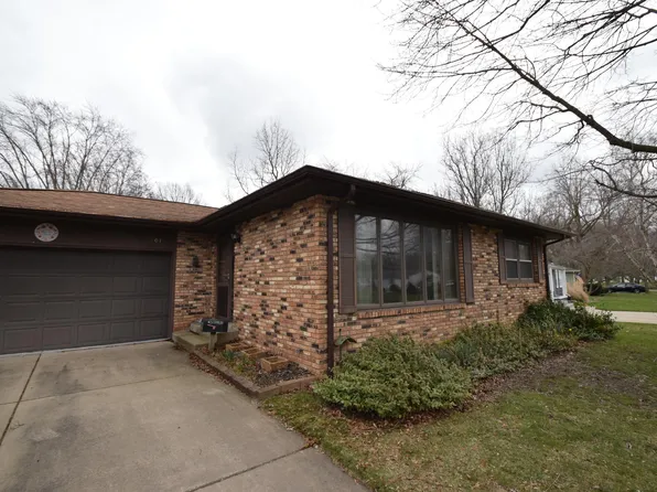 501 S Park Dr, Chesterton, IN 46304