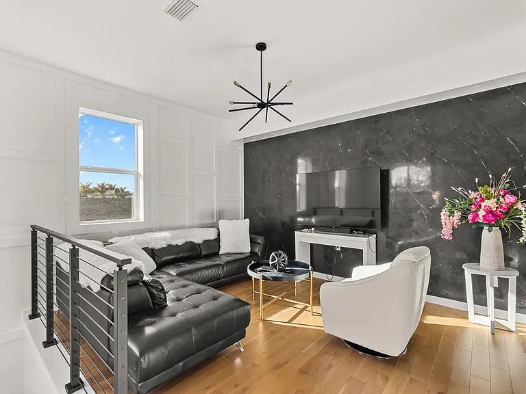 11828 SW Lyra Dr — Photo 23