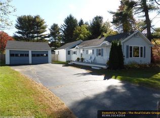 43 Tedford Rd, Topsham, ME 04086