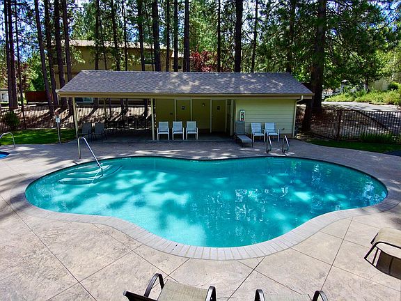 3rd image of 40501 Road 222 APT 103