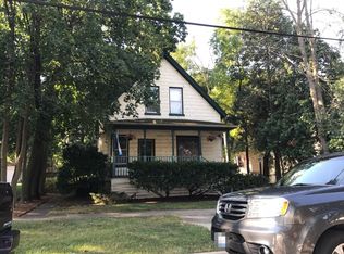 410 E Liberty Dr, Wheaton, IL 60187