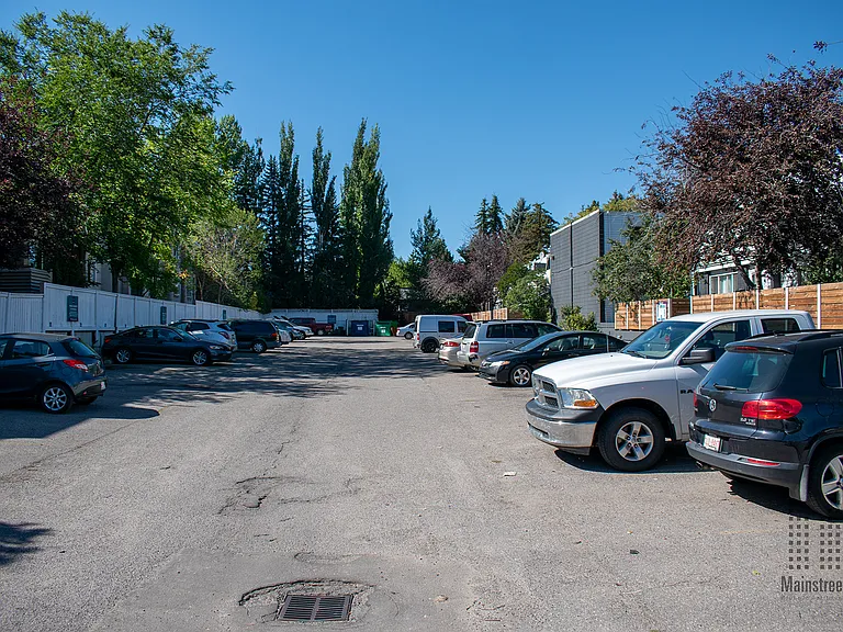 7107 Elbow Dr SW — Photo 14