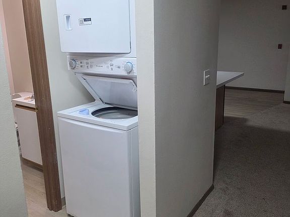 3rd image of 37 West St #202