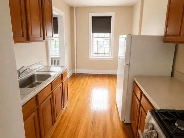 (undisclosed Address), Bronx, NY 10466