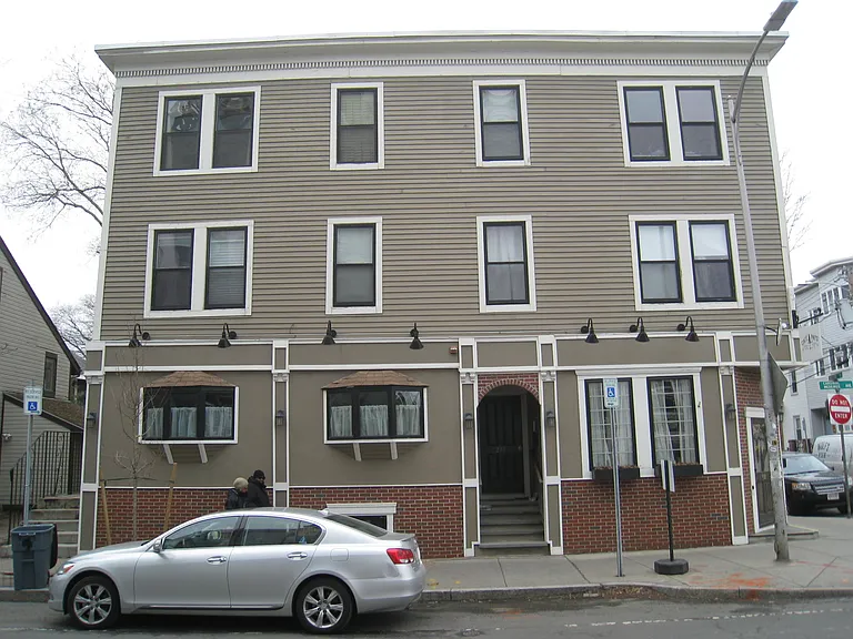 233 Cardinal Medeiros Ave #2 — Photo 1