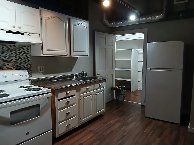 1841 Broad St #B3 — Photo 1