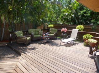 7001 Chesapeake Cir, Boynton Beach, FL 33436