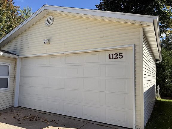 3rd image of 1125 ALICE STREET