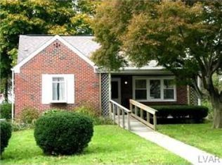 959-961 Fernwood St, Emmaus, PA 18049