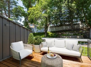 6124 Blake Ridge Rd, Edina, MN 55436