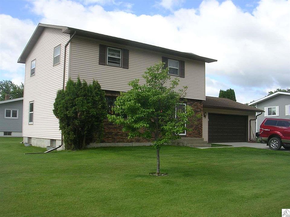 1st image of 8368 Balsam Dr