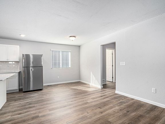4th image of 1617 Roosevelt Ct