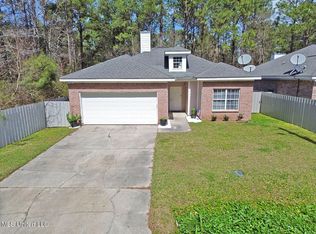 6008 E Jackson St, Bay St Louis, MS 39520