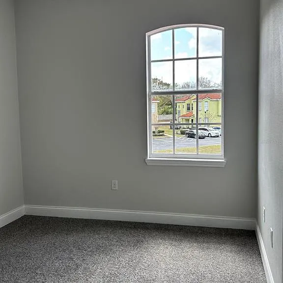427 Madison Cir — Photo 21