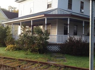 28 Union St, Whitefield, NH 03598