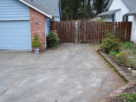 2nd image of 6314 22nd Ave SE