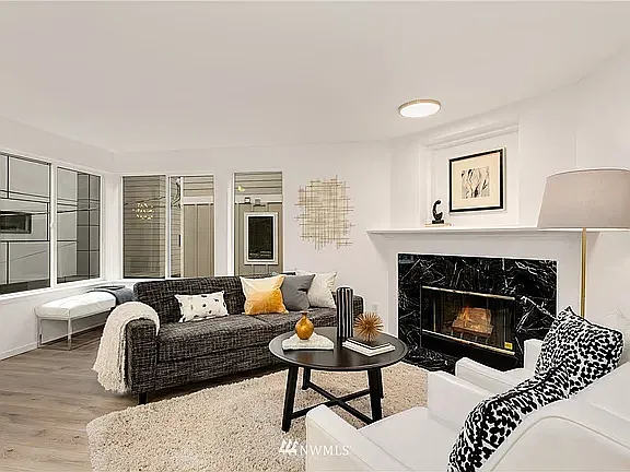 2 bed, 1038 sqft, $2,750 — Photo 4