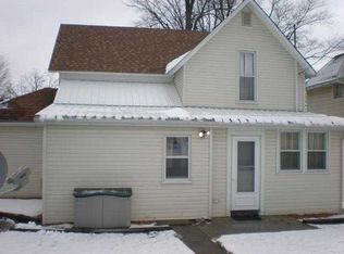 206 S Gonser Ave, Ashley, IN 46705