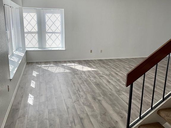 3rd image of 15171 Calle Renfro
