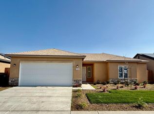 1130 S Cottage Pl, Porterville, CA 93257