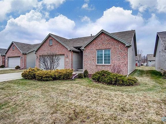 2nd image of 10116 S Shannon Hills Dr