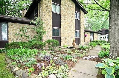 2nd image of 2074 S County Road 1050 E